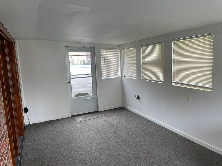 402 Corinthian Ave #A — Photo 6