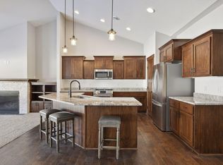 17737 Everest Ave, Lakeville, MN 55044
