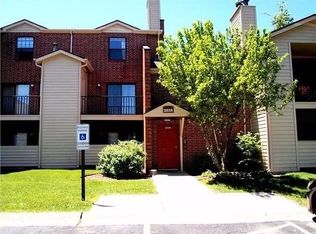 2038 N Rand Rd APT 209, Palatine, IL 60074