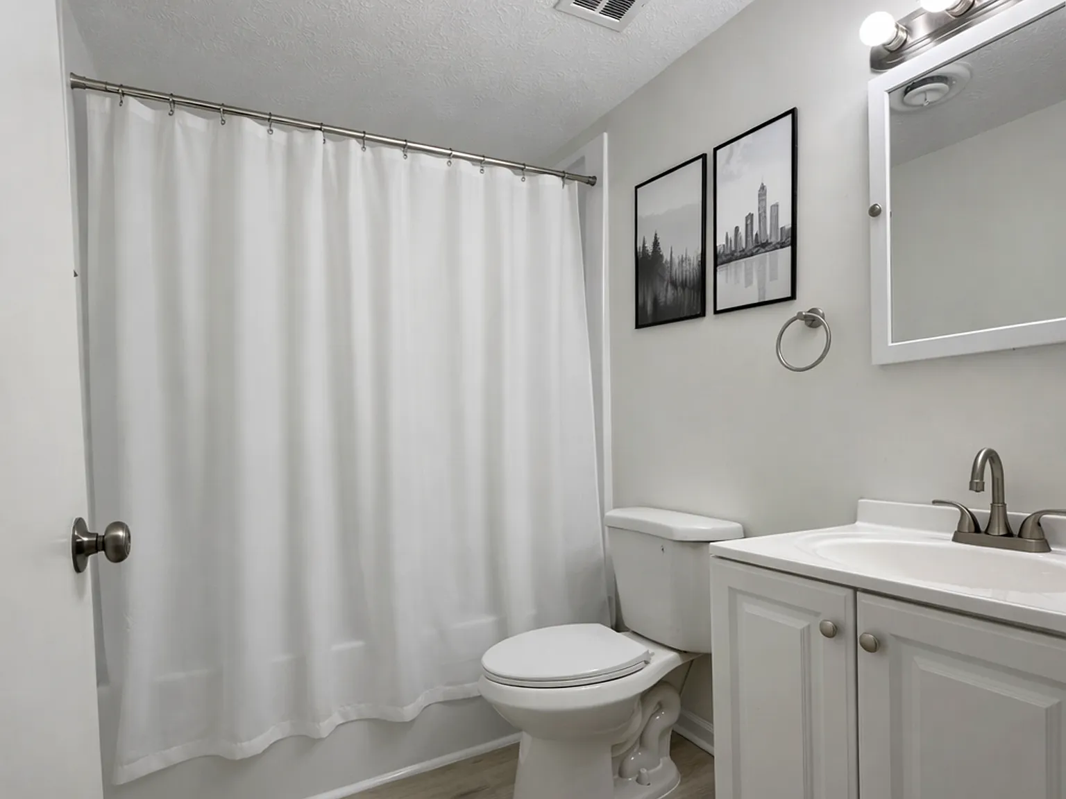 Summit Ridge Apartments — Photo 4