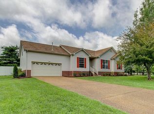 801 Highland Dr, White House, TN
