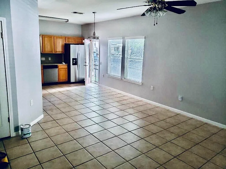 1208 Maple Ave #B — Photo 3