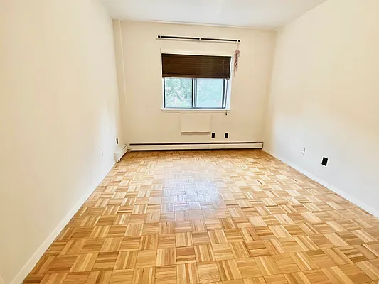 Rented by Papp Realty | media 13