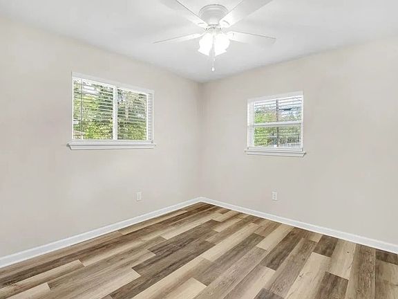 4th image of 1115 Calloway St