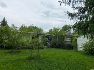 6612 E Lewis Dr, Albany, IN 47320
