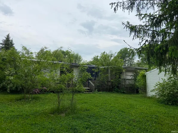 6612 E Lewis Dr, Albany, IN 47320