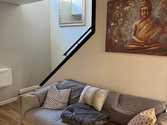 5th image of 2560 C St APT 11