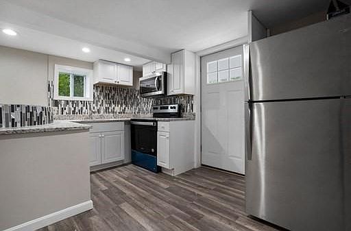 1st image of 7 Cloutman St #1