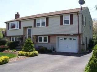 12 Kathleen Rd, Randolph, MA 02368