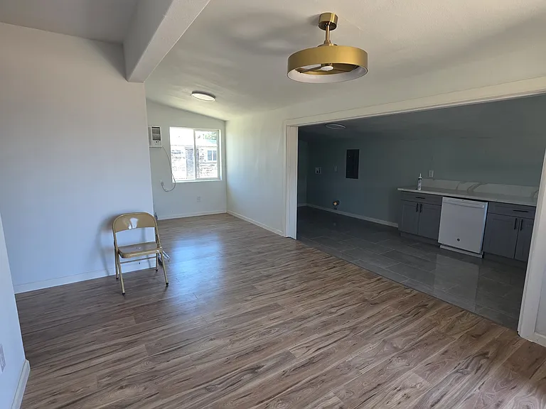 33930 Mission Trl — Photo 5
