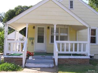 608 Missouri Ave, Ellsworth, KS 67439
