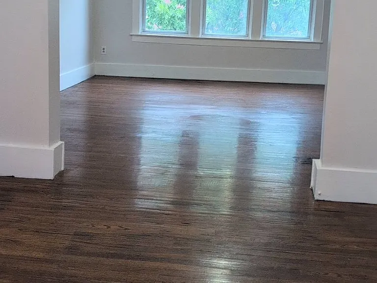 582 7th St #2F — Photo 2