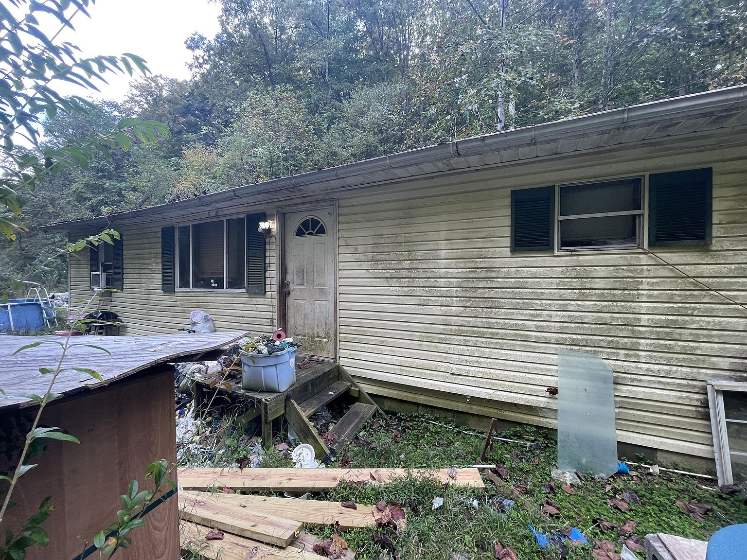 668 Bear Frk, Yawkey, WV 25573 Zillow