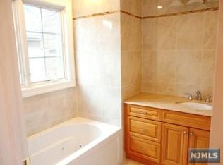 414 Roff Ave #A, Palisades Park, NJ 07650