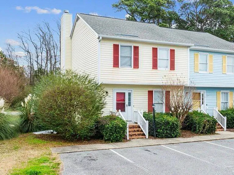 2970 Old Bryan Dr #B6 — Photo 1