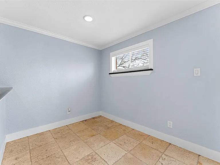 8118 Albacore Dr #7 — Photo 8