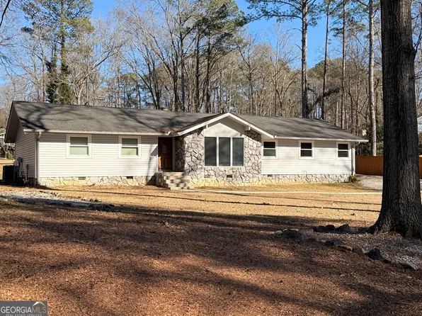 621 Golf View Dr, Peachtree City, GA 30269