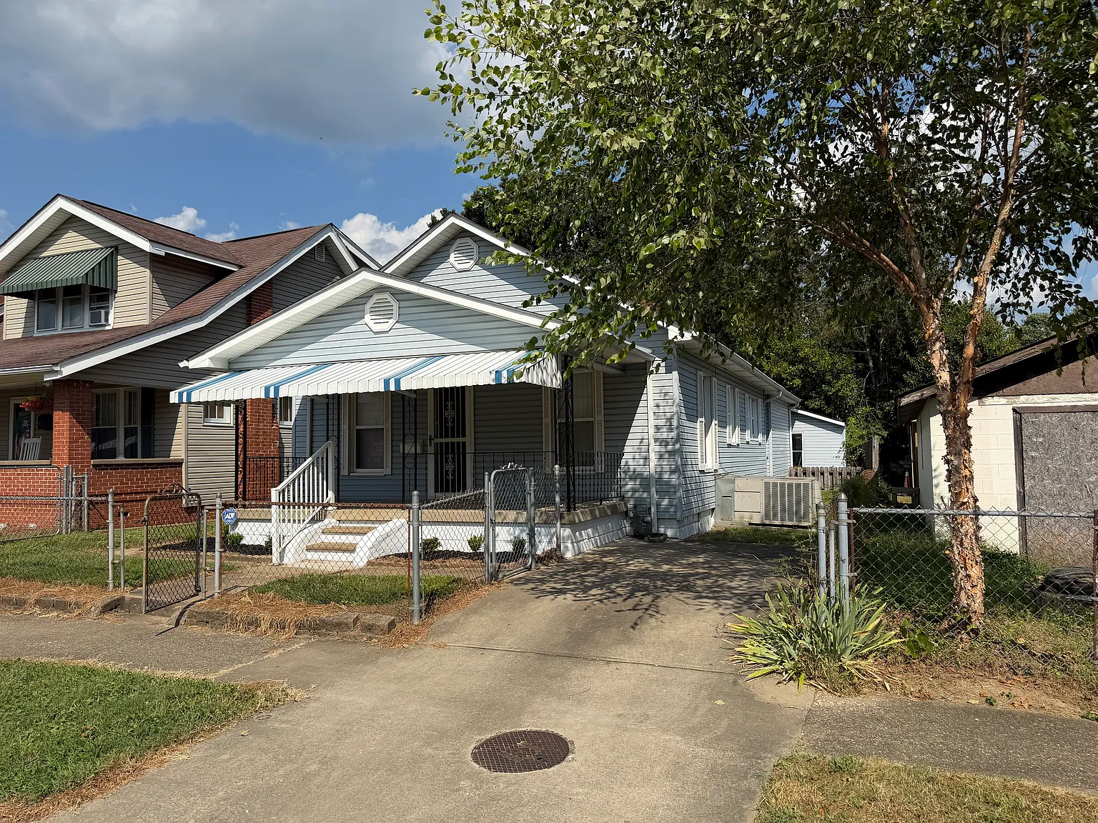 3 bed, 1200 sqft, $1,275 — Photo 2