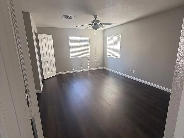 505 Satin Saddle Pl — Photo 22