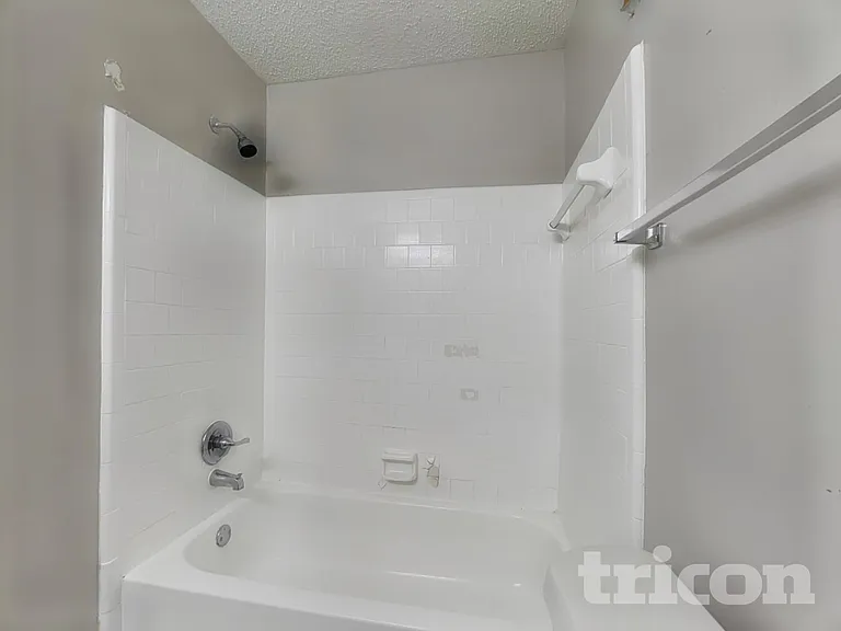 2610 Townhall Ln — Photo 14
