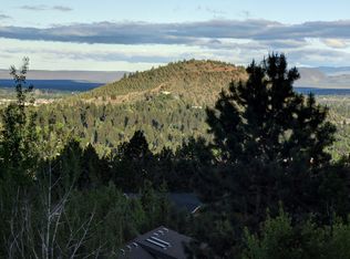 3050 NW Colonial Dr, Bend, OR 97703