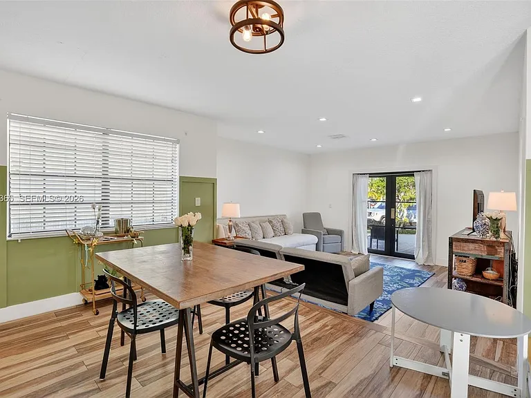 7016 SW 103rd Pl — Photo 7