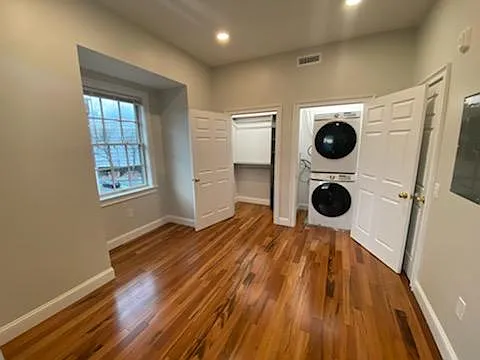 136 Inman St #6 — Photo 11