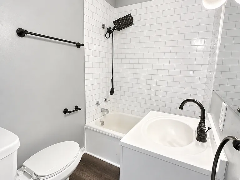 2065 Sale Rd — Photo 11