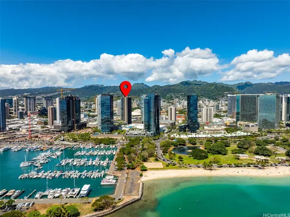 987 Queen St #512, Honolulu, HI 96814