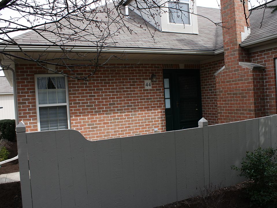 1st image of 44 Woodberry Dr