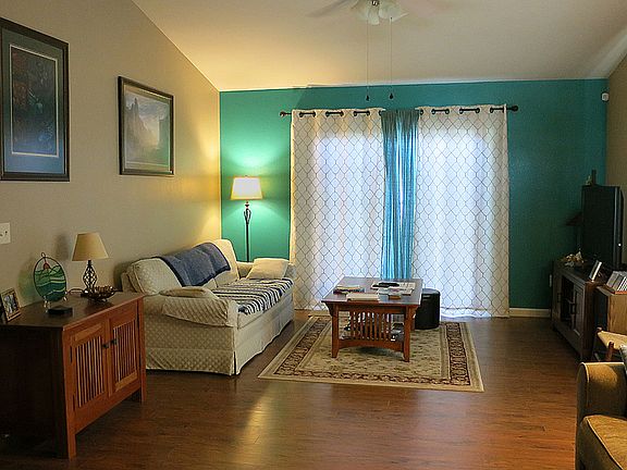 5th image of 503 W Macarthur Ave