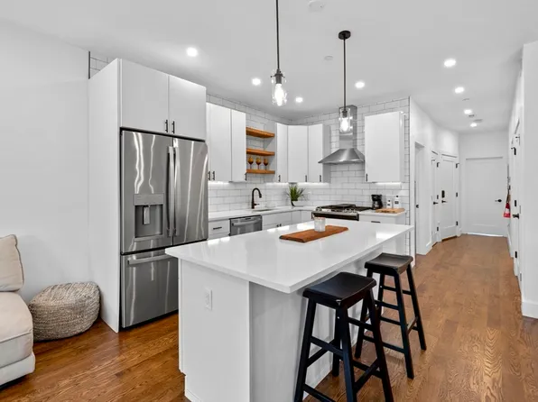 333 Maverick St Floor 3, Boston, MA 02128