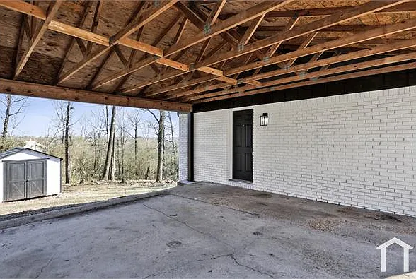 3913 Rock Ridge Rd — Photo 10