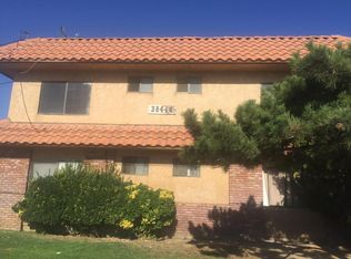 38444 10th St E, Palmdale, CA 93550