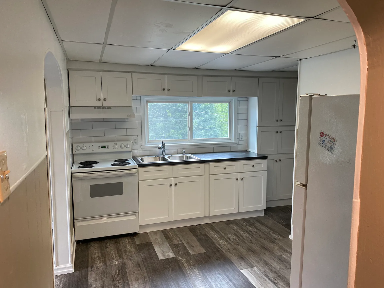 2 bed, 750 sqft, $1,200 — Photo 1
