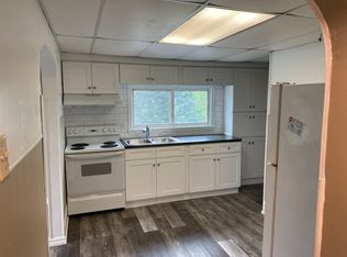 11 Railroad St #4, Llewellyn, PA 17944