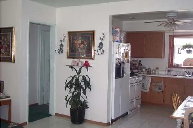 3975 Eileen St — Photo 69