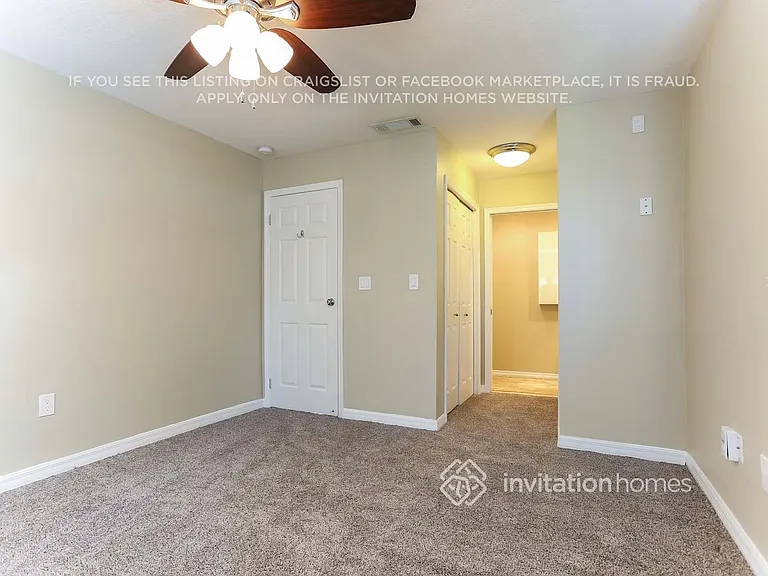 8410 NW 24th Pl — Photo 10