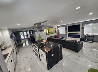 14934 Mayall St, Mission Hills, CA 91345