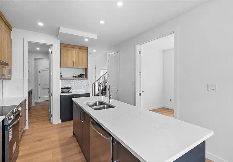 1812 155th Ave NW #UPPERR — Photo 13