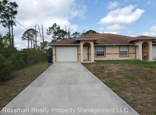 922 Countess Ave, Lehigh Acres, FL 33974