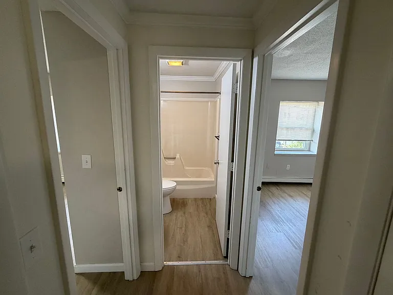 12 Lincoln St — Photo 18