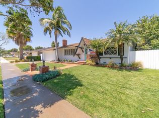 372 Bucknell Rd, Costa Mesa, CA 92626