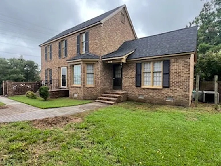 417 N Ebenezer Rd — Photo 3