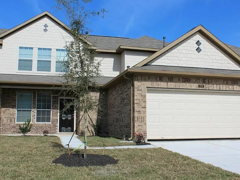 12359 Maura Ln — Photo 3