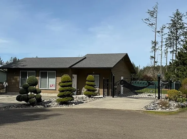 1579 229th Pl, Ocean Park, WA 98640