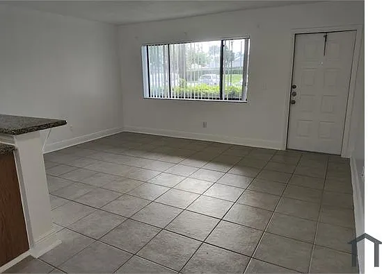 1604 Meadows Cir W #1604 — Photo 17
