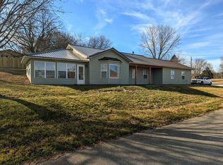 208 N Julie Ave, Mansfield, MO 65704