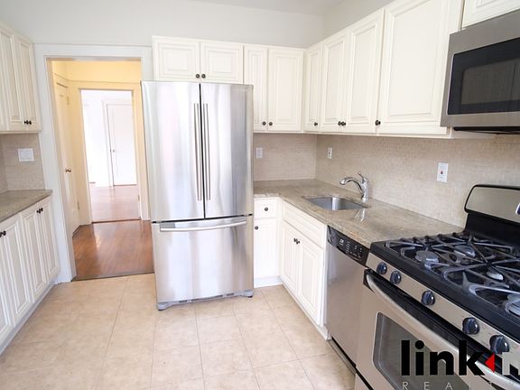 5th image of 269 Columbus Ave APT 8