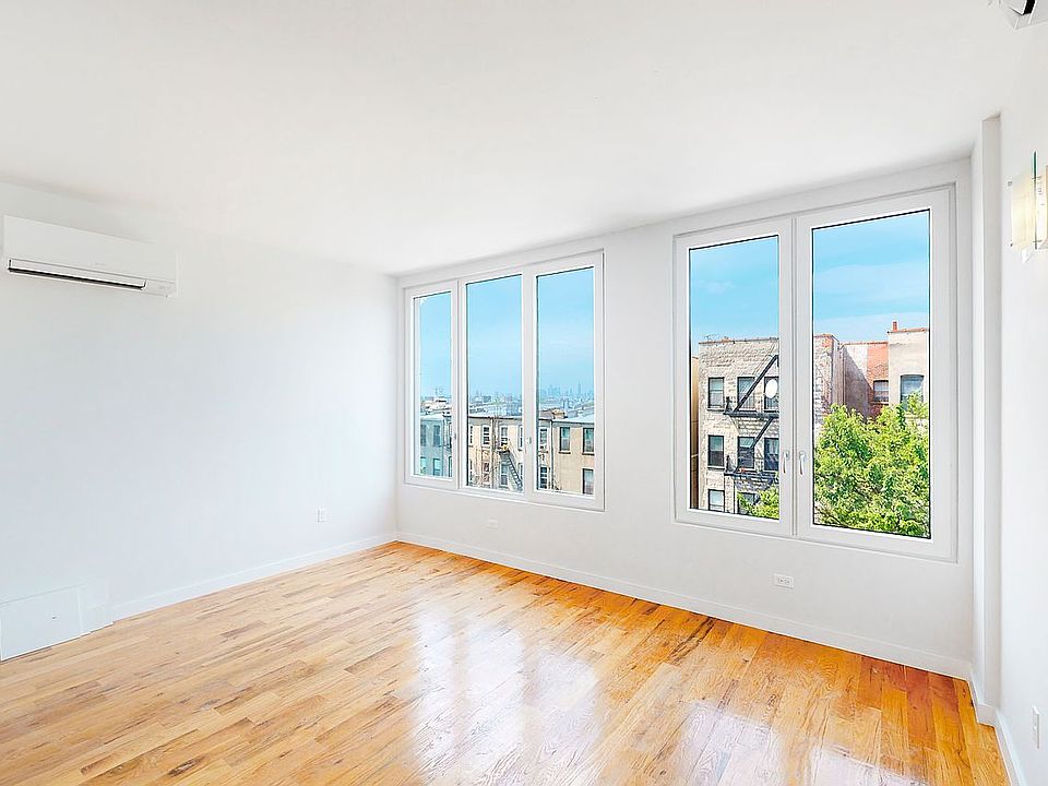 1st image of 15 Somers St #D